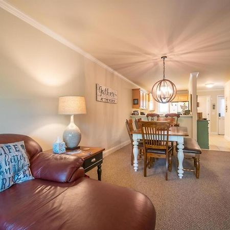 Riverfront Home Within Walking Distance Of Helen Extérieur photo